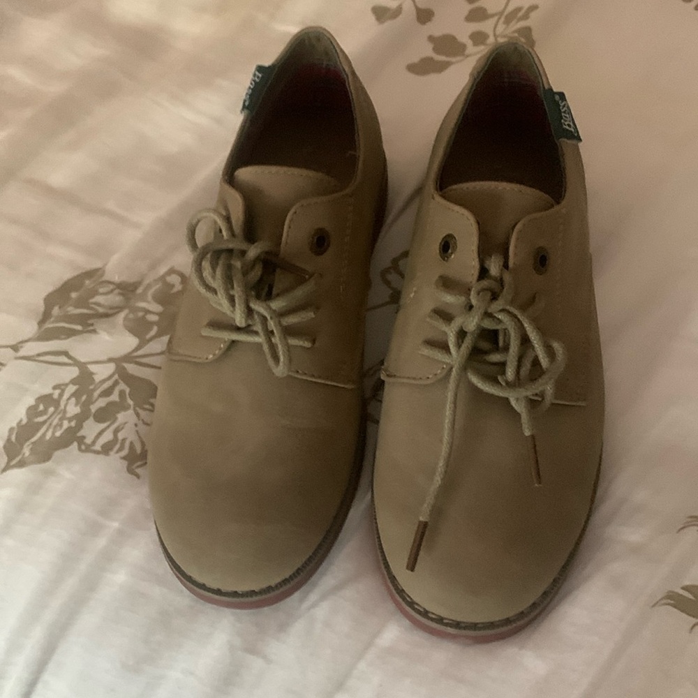 Bass boys dress shoes